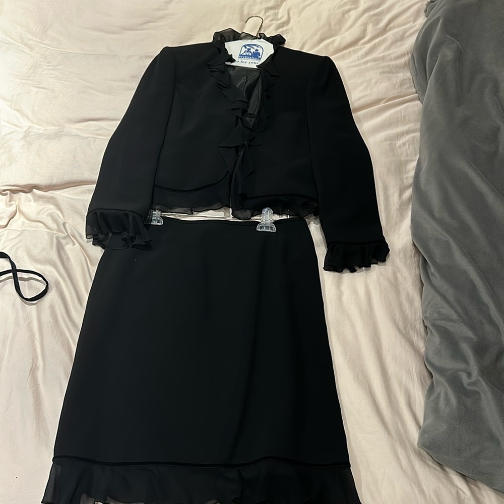 Women’s matching suit - skirt and blazer